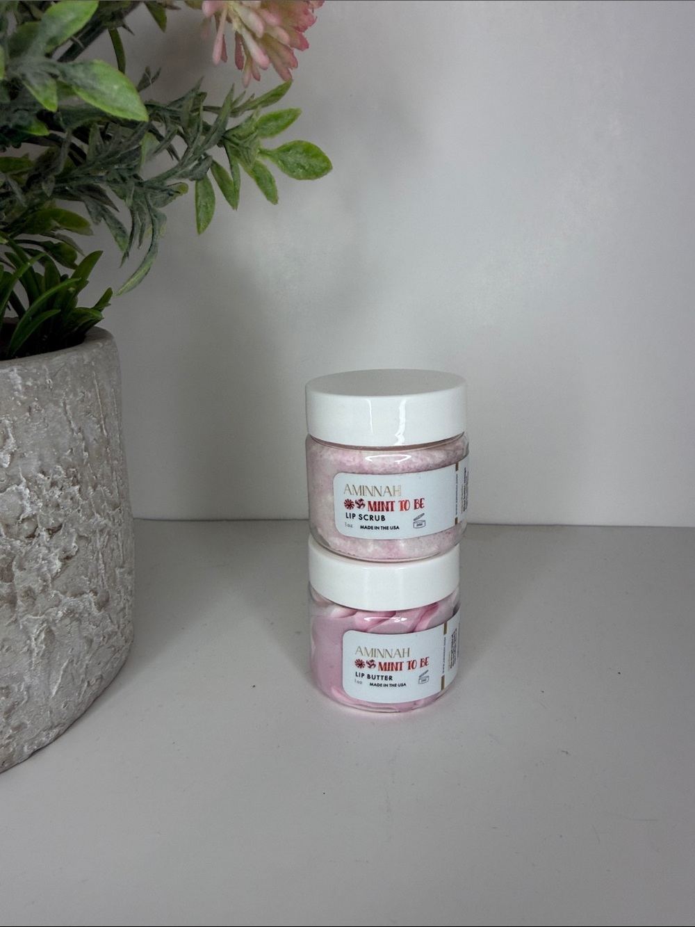 AMINNAH Mint To Be Pink Lip Scrub & Lip Butter Set